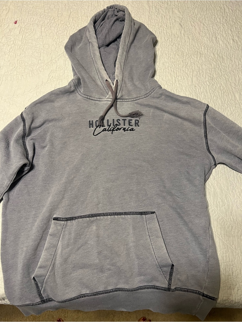Hollister Men's Faded Gray Hooded Pullover Sweatshirt